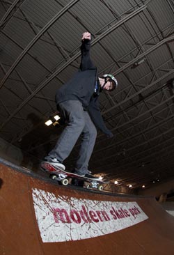 Eddie's late night skate jam for paul 2 at modern skate park in royal oak michigan